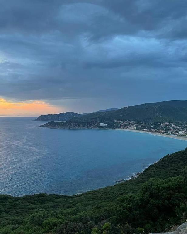 B&B Is Pranus A Mari Casa Privata Solanas  Buitenkant foto